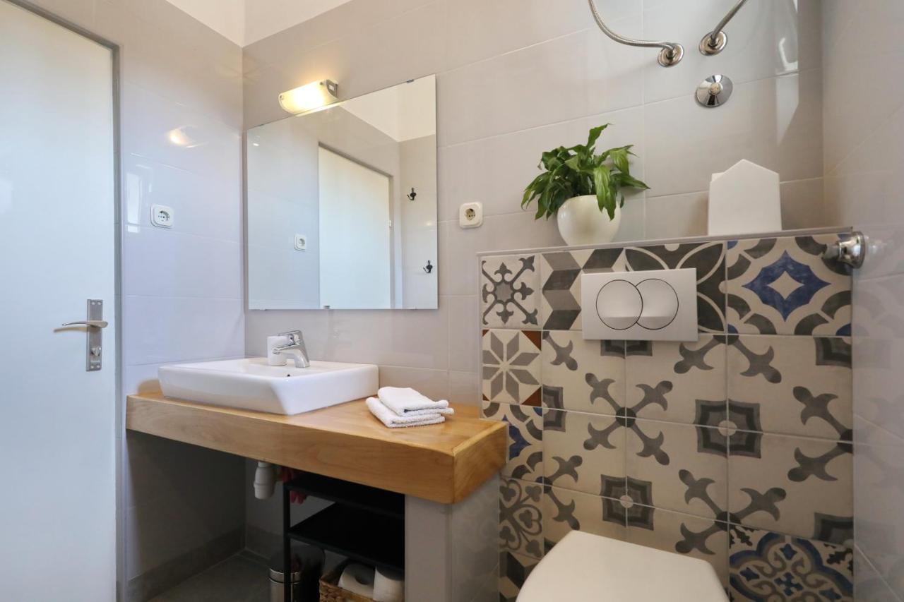 Lovely Rita'S Sibenik - Apartment City Center With Central Heating Exterior photo
