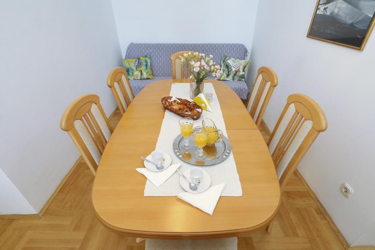 Lovely Rita'S Sibenik - Apartment City Center With Central Heating Exterior photo