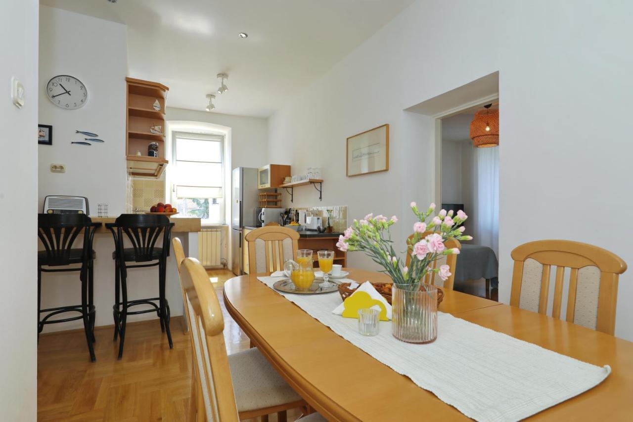 Lovely Rita'S Sibenik - Apartment City Center With Central Heating Exterior photo