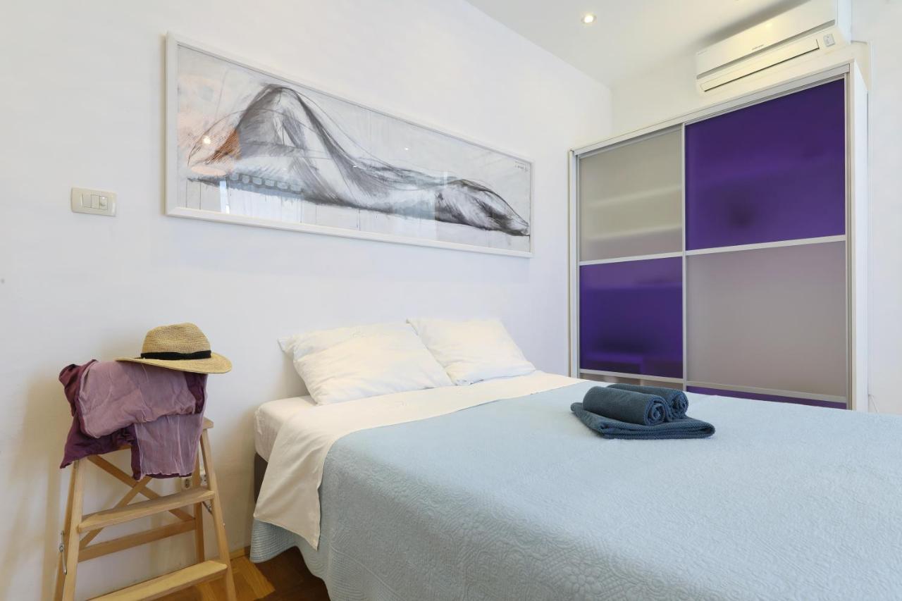 Lovely Rita'S Sibenik - Apartment City Center With Central Heating Exterior photo