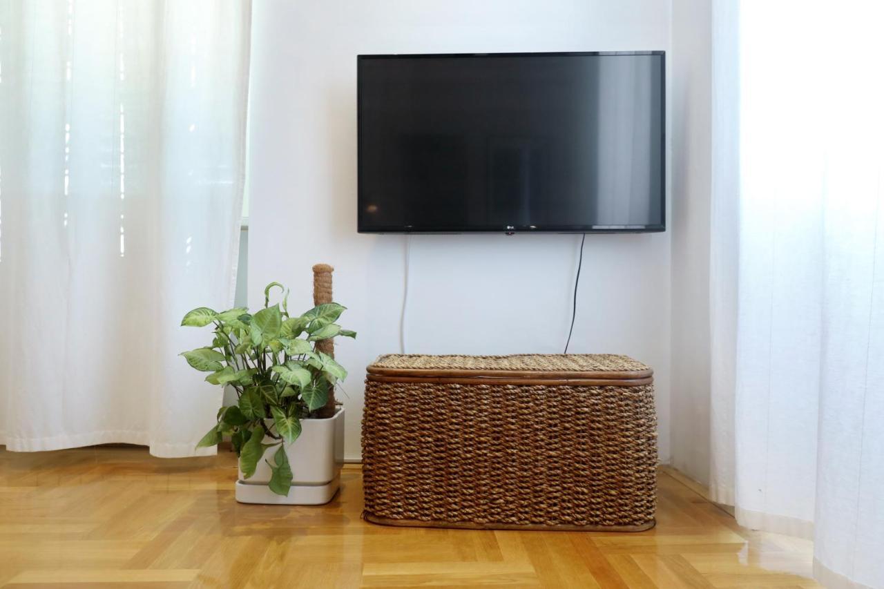 Lovely Rita'S Sibenik - Apartment City Center With Central Heating Exterior photo